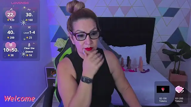 Snapshot of gisela27 chatting on March 4, 2026, 12:33 pm gisela27 online show from March 4, 2026, 12:33 pm