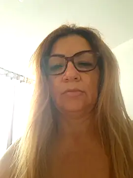 gisela27 online show from April 26, 2026, 10:07 pm