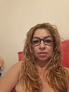 Snapshot of gisela27 chatting on July 31, 2026, 4:23 am gisela27 online show from July 31, 2026, 4:23 am