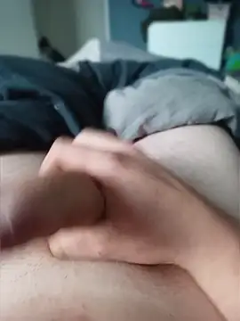 Snapshot of bertvanboere chatting on April 2, 2026, 5:21 pm bertvanboere online show from April 2, 2026, 5:21 pm