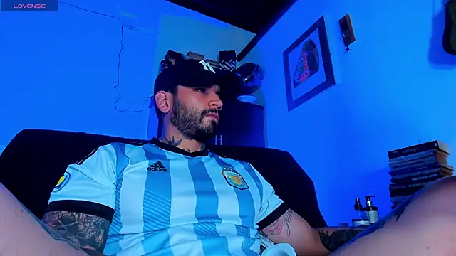 CamiloGray  online show from January 22, 2025, 8:17 pm