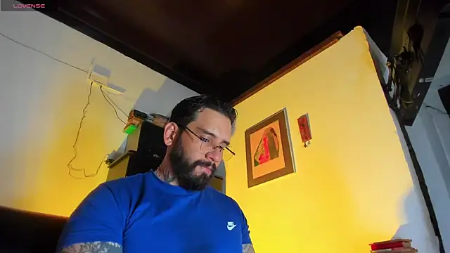 CamiloGray  online show from October 30, 2025, 2:07 pm