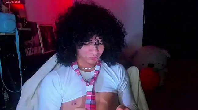 Snapshot of sweetvond_ chatting on March 2, 2025, 4:50 am sweetvond online show from March 2, 2025, 4:50 am