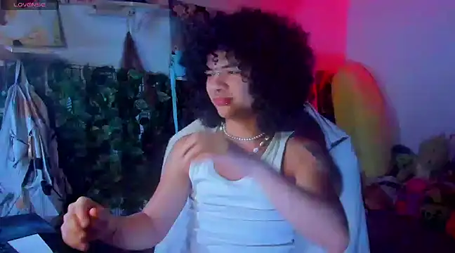 Snapshot of sweetvond_ chatting on March 3, 2025, 3:52 am sweetvond online show from March 3, 2025, 3:52 am