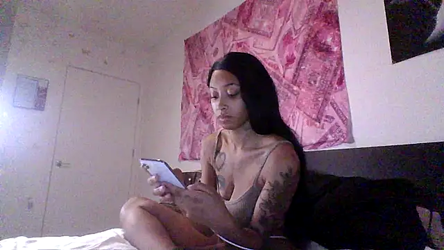 Snapshot of sexybribri@xh chatting on October 8, 2025, 2:31 am sexybribrixh online show from October 8, 2025, 2:31 am