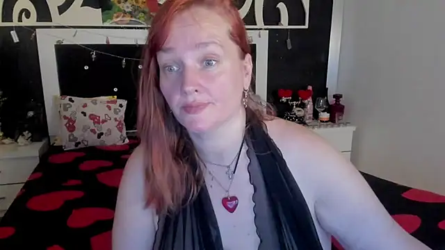 Snapshot of SinFulTitsDD chatting on January 13, 2025, 2:53 pm SinFulTitsDD online show from January 13, 2025, 2:53 pm