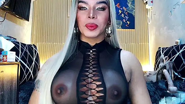 Snapshot of xx_MASSIVECockNCum_xx chatting on December 25, 2024, 10:17 am xx MASSIVECockNCum xx online show from December 25, 2024, 10:17 am