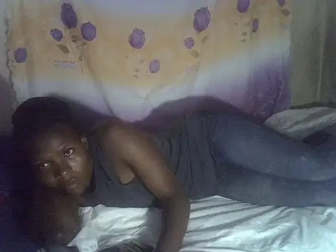 cute-shamza online show from June 9, 2026, 3:01 pm