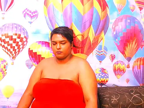 Snapshot of Indianfairy99 chatting on December 19, 2024, 1:18 am Indianfairy99 online show from December 19, 2024, 1:18 am