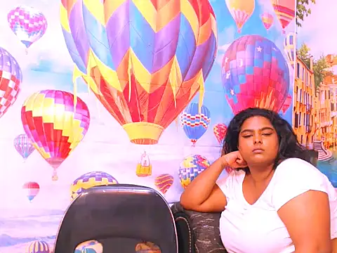 Snapshot of Indianfairy99 chatting on December 19, 2024, 10:21 pm Indianfairy99 online show from December 19, 2024, 10:21 pm