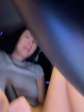 clairewntr online show from November 27, 2025, 8:44 pm