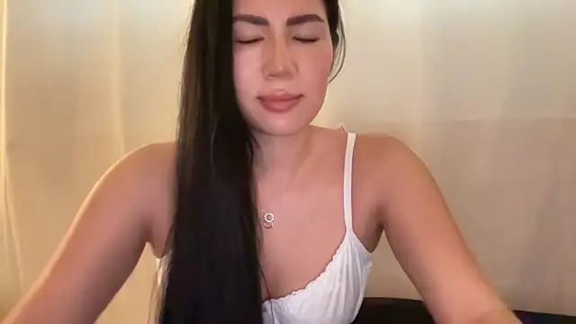 Snapshot of clairewntr chatting on March 18, 2026, 1:58 pm clairewntr online show from March 18, 2026, 1:58 pm