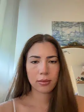 clairewntr online show from June 14, 2026, 12:51 pm