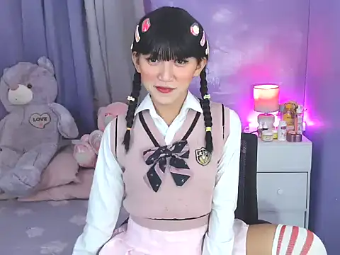 urlovelyfreya online show from October 1, 2025, 4:57 pm