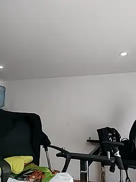 Snapshot of aisha_latina chatting on October 16, 2025, 3:13 pm aisha latina online show from October 16, 2025, 3:13 pm