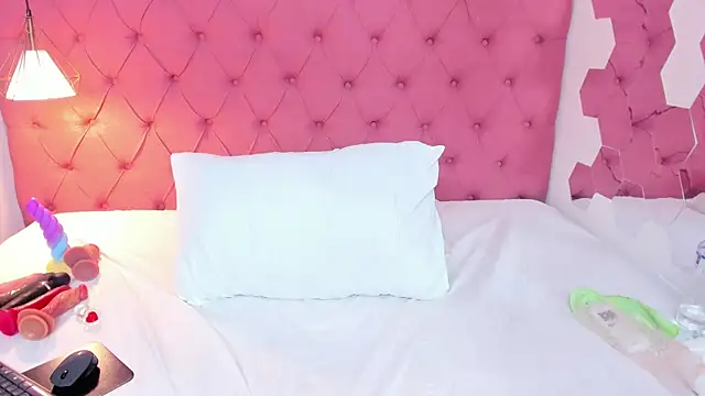 Snapshot of DaliaScoth chatting on February 27, 2025, 1:38 am DaliaScoth online show from February 27, 2025, 1:38 am