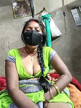 Arti032 online show from February 2, 2026, 7:23 pm