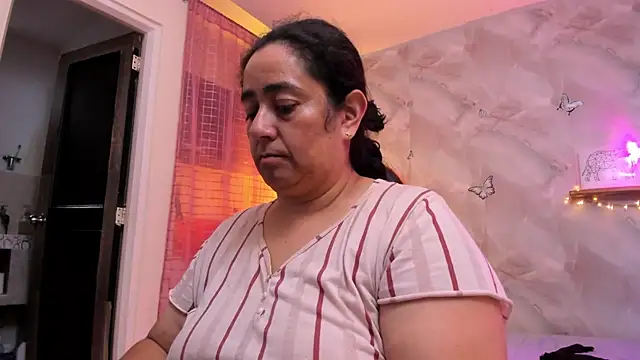 Snapshot of agathaxxx-69 chatting on September 27, 2025, 7:41 pm agathaxxx-69 online show from September 27, 2025, 7:41 pm