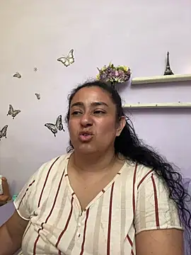 agathaxxx-69 online show from April 15, 2026, 8:20 pm