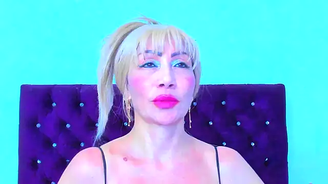 Snapshot of almabeckelt chatting on September 25, 2025, 9:29 pm almabeckelt online show from September 25, 2025, 9:29 pm