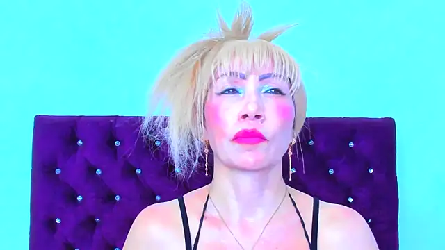 Snapshot of almabeckelt chatting on September 27, 2025, 8:47 pm almabeckelt online show from September 27, 2025, 8:47 pm