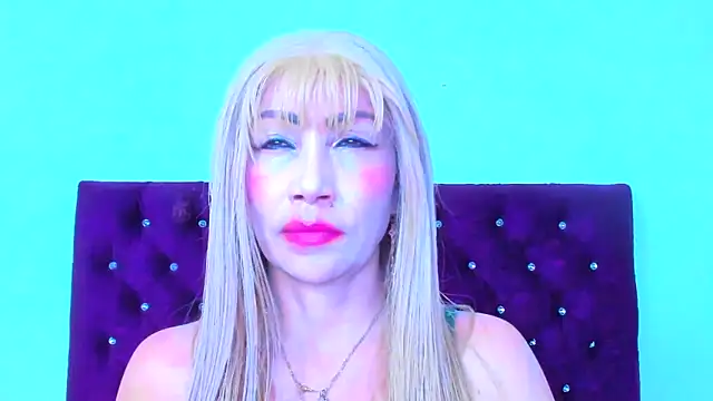 Snapshot of almabeckelt chatting on October 28, 2025, 8:00 pm almabeckelt online show from October 28, 2025, 8:00 pm