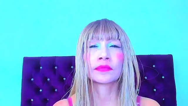 almabeckelt online show from November 18, 2025, 7:07 pm