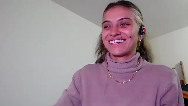 mariecam420 online show from December 16, 2024, 3:40 am