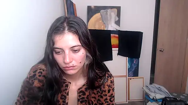 mariecam420 online show from December 24, 2024, 2:12 pm
