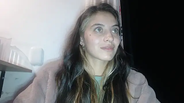 mariecam420 online show from December 26, 2024, 3:27 am