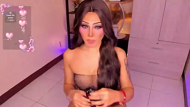 Snapshot of Icon1c_LiLy chatting on September 18, 2025, 1:35 pm Icon1c LiLy online show from September 18, 2025, 1:35 pm