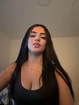 anniehart online show from April 14, 2026, 10:27 pm