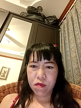 Little suzy5 online show from November 1, 2025, 1:35 pm