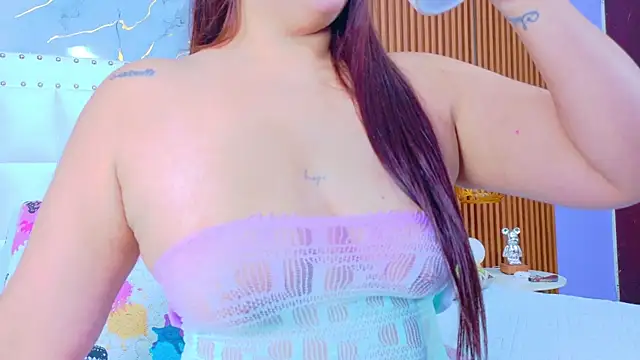 Snapshot of IrresistibleMilf chatting on December 1, 2025, 12:43 pm IrresistibleMilf online show from December 1, 2025, 12:43 pm