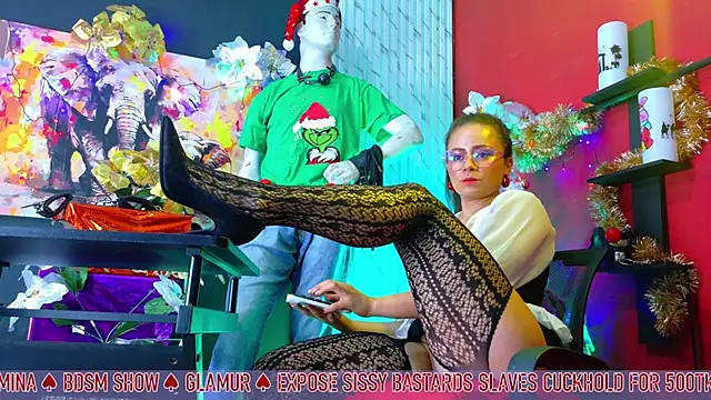 MistressSlut1 online show from December 2, 2024, 2:19 pm