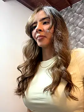 Snapshot of RouseColins chatting on September 19, 2025, 10:54 pm RouseColins online show from September 19, 2025, 10:54 pm