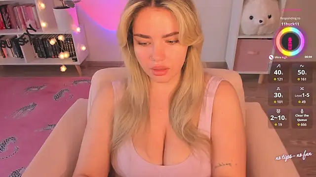 Snapshot of pussy-kattt chatting on October 1, 2025, 5:35 am pussy-kattt online show from October 1, 2025, 5:35 am