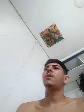 Snapshot of eu_poseison chatting on March 18, 2025, 4:59 pm eu poseison online show from March 18, 2025, 4:59 pm