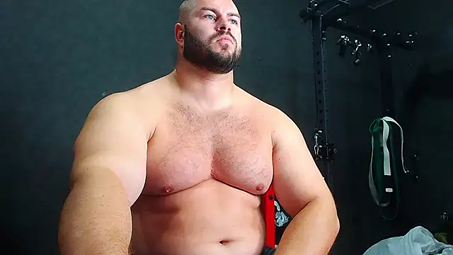 Snapshot of muscularjohnforuX chatting on July 4, 2026, 7:14 am muscularjohnforuX online show from July 4, 2026, 7:14 am