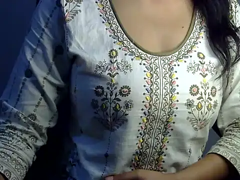 SiaraSiyA online show from May 3, 2026, 8:20 am