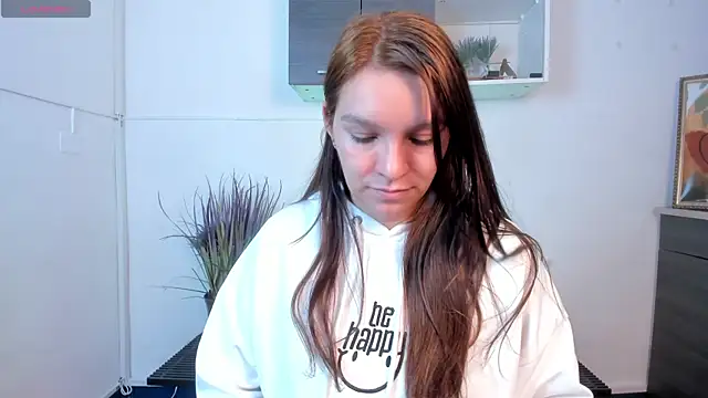 Snapshot of miataylorr1 chatting on December 6, 2024, 12:27 pm miataylorr1 online show from December 6, 2024, 12:27 pm