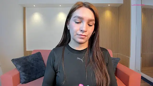 Snapshot of miataylorr1 chatting on December 17, 2024, 12:00 pm miataylorr1 online show from December 17, 2024, 12:00 pm