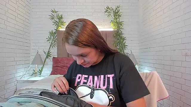 Snapshot of miataylorr1 chatting on January 13, 2025, 6:38 pm miataylorr1 online show from January 13, 2025, 6:38 pm