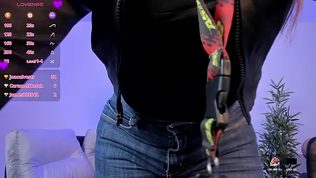 Snapshot of miataylorr1 chatting on February 5, 2025, 6:26 pm miataylorr1 online show from February 5, 2025, 6:26 pm