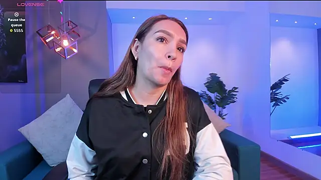 Snapshot of miataylorr1 chatting on September 13, 2025, 12:16 pm miataylorr1 online show from September 13, 2025, 12:16 pm