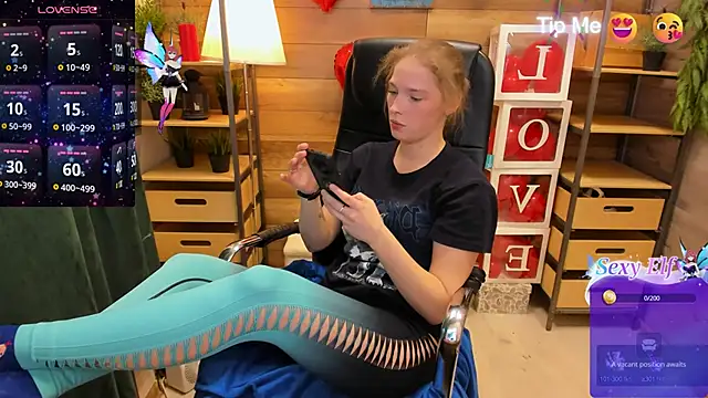  fiona Love online show from March 2, 2025, 10:05 pm