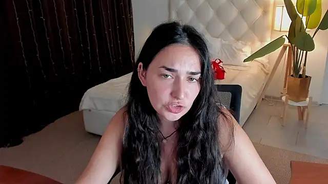 Snapshot of CeceliaJohnson chatting on July 7, 2026, 7:23 am CeceliaJohnson online show from July 7, 2026, 7:23 am