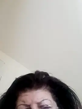 CALDA-AKIRA online show from November 30, 2025, 1:04 pm