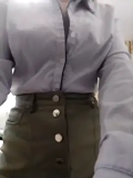 baby sweet girl  online show from March 13, 2026, 10:16 pm