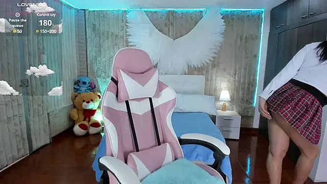 floryn susana online show from January 13, 2025, 7:53 pm